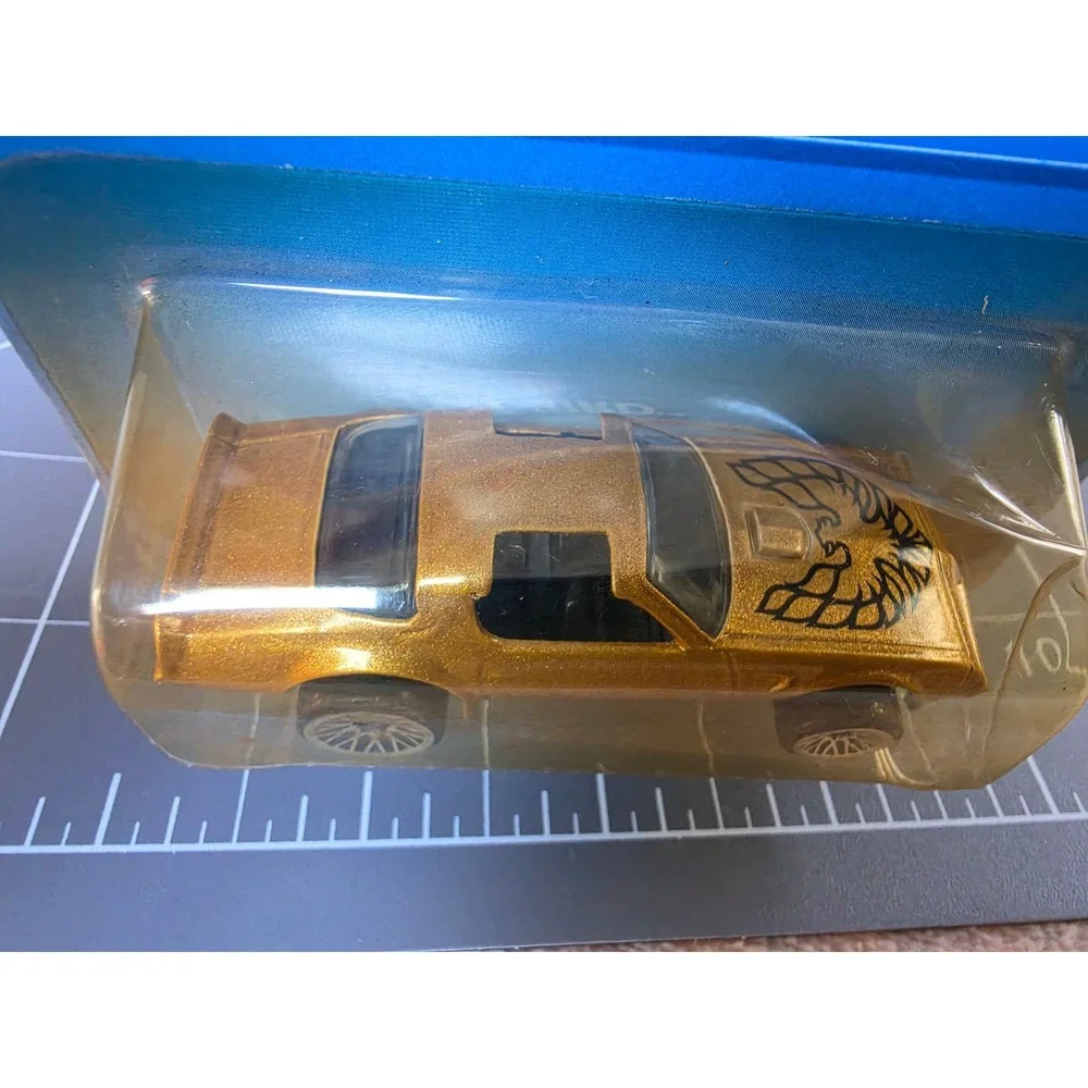 Hot Wheels Hot Bird Gold 1996 Collector 469 Diecast Car Pontiac Firebird T-Top